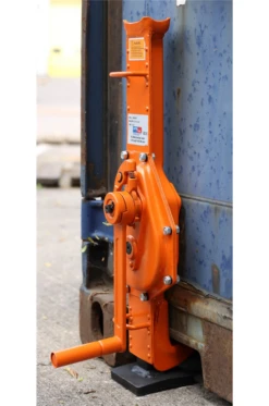 3000kg Mechanical Steel Jack -Router Shop 3000kg mechanical steel jack 4