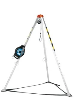 G-Force AT173 Bracket To Fit CRW200 To TM9 Tripod -Router Shop at173 bracket to fit crw200 to tm9 tripod 2