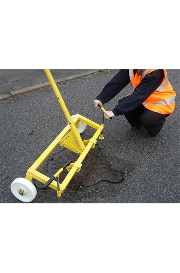 Handylift Wheeler Manhole Cover Lifter 3 Handylift Wheeler Manhole Cover Lifter