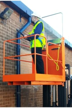 IAP-6 Forklift Access Platform (Lift-up Bar Access)