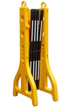 Router Shop 34 Sealey PFB2500 Plastic Folding Barrier 2500mm