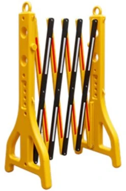 Sealey PFB2500 Plastic Folding Barrier 2500mm -Router Shop sealey pfb2500 plastic folding barrier 2500mm 3