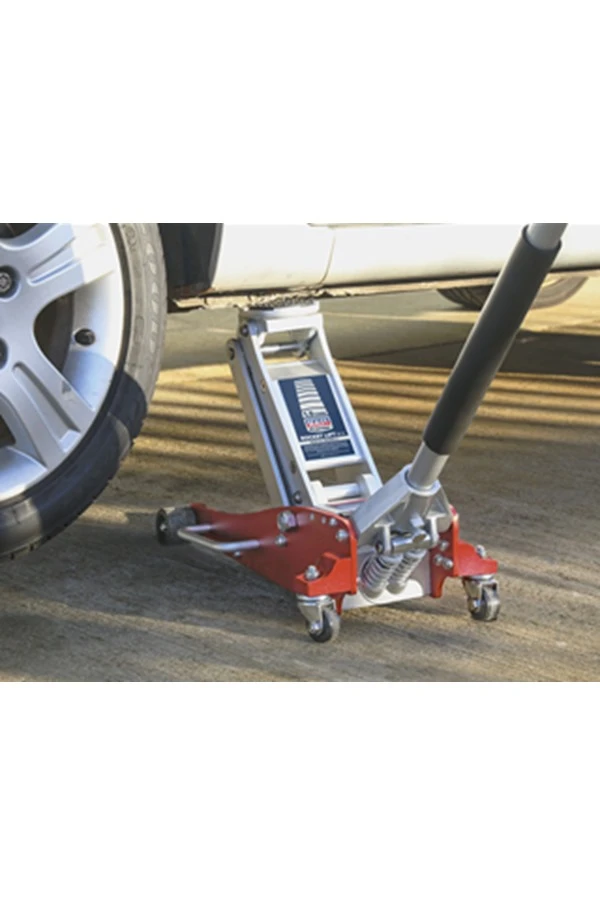 Sealey RJA1550 1.5tonne Aluminium Low Profile Trolley Jack With Rocket Lift 4 Sealey RJA1550 1.5tonne Aluminium Low Profile Trolley Jack With Rocket Lift - Image 2